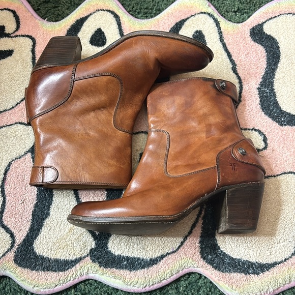 Frye Jackie zip short boots - Picture 7 of 16